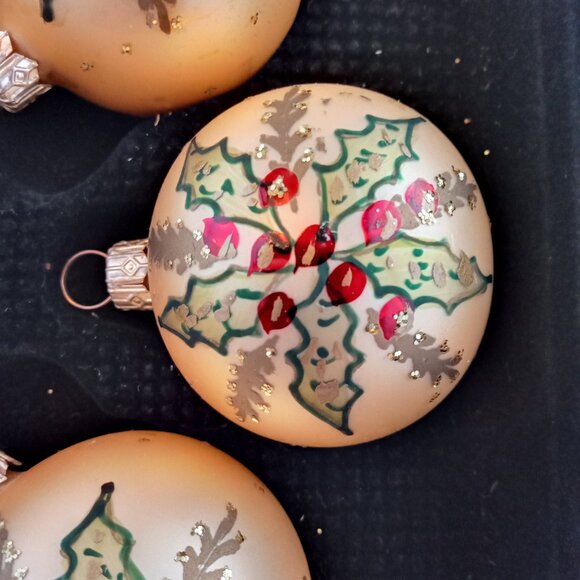 Vintage set of 6 glass Christmas ornaments Poland hand painted - Picture 5 of 7